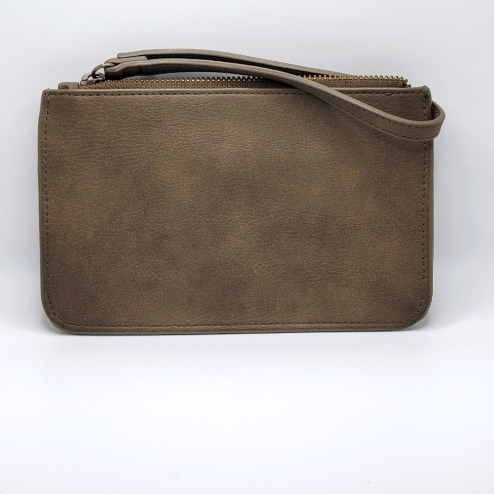 Bundle Two (2) Universal Thread Wristlet Bags - image 3